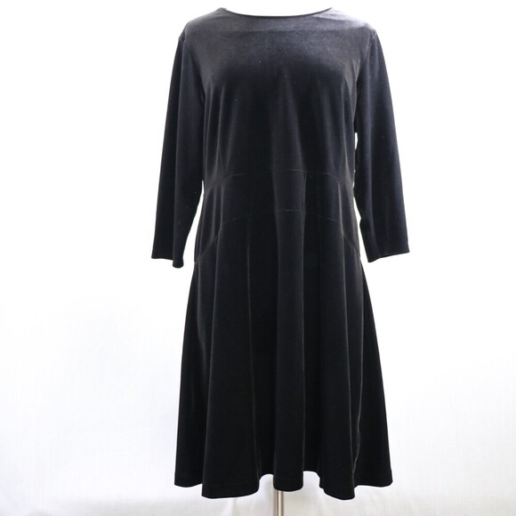 Lands End Black Velvet Skater Dress Womens XL Petite 3/4 Sleeve Fit Flare - Picture 4 of 16
